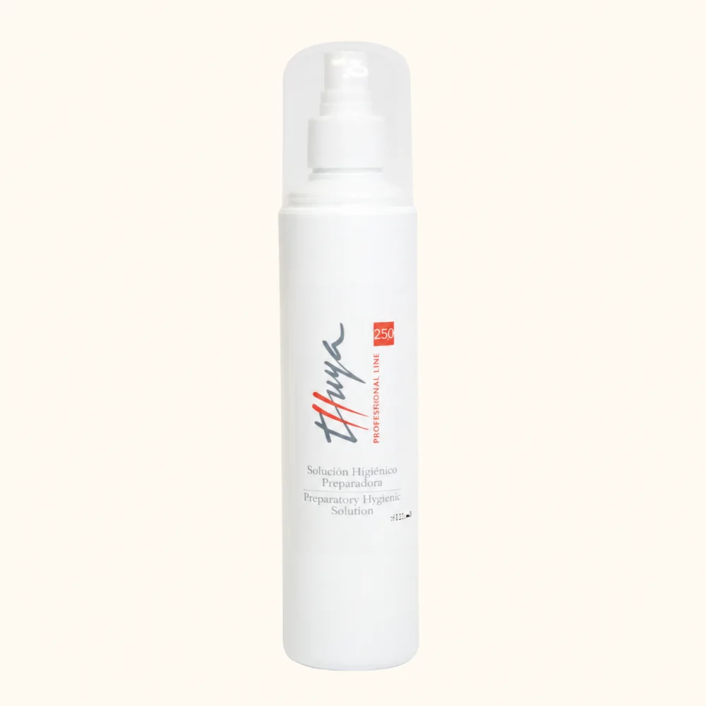 PREPARATORY HYGIENIC SOLUTION