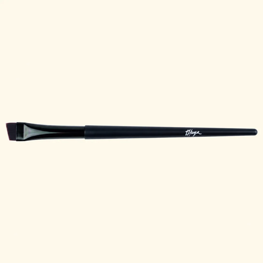 ANGLED BROW LARGE BRUSH